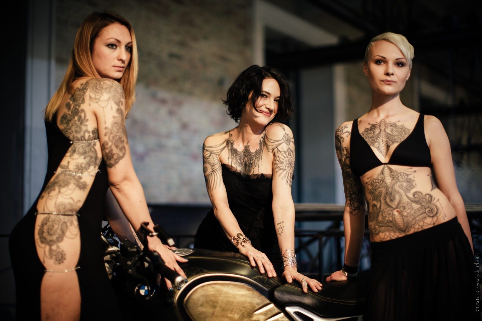 Chi sono i migliori tatuatori in Italia? Tribal Tattoo Studio Tatuaggi e Piercing a Roma photo